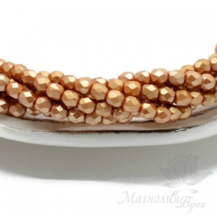 Чешские граненые бусины Pastel Amber 4мм, 20 штук