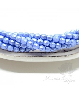 Чешские граненые бусины Pastel Lt. Sapphire 4мм, 20 штук