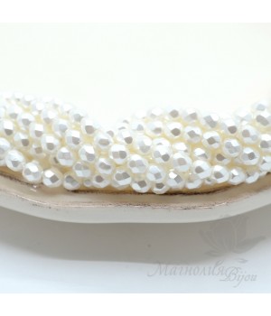 Чешские граненые бусины Pearls White 4мм, 20 штук