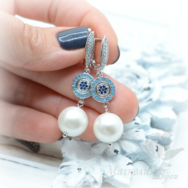 Серьги с белым жемчугом Майорка и фианитами, родиевое покрытие