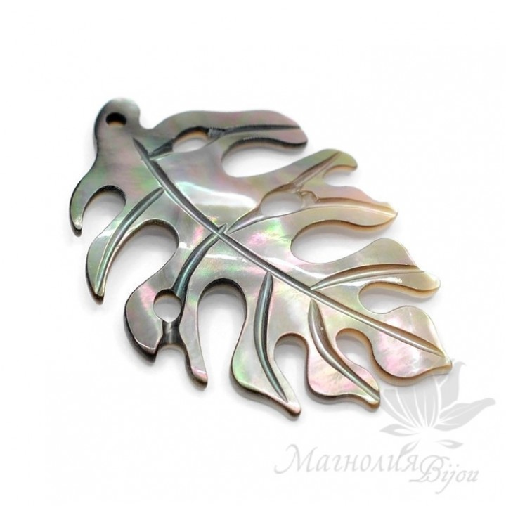 ПОДВЕСКА "Лист монстеры", черный перламутр