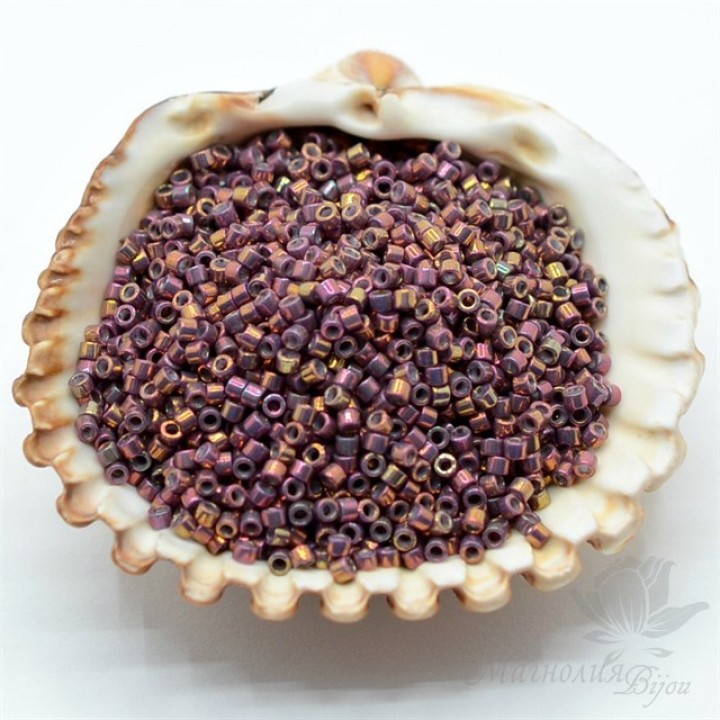 Бисер Delica DB1013 Metallic Teaberry Luster, 5 грамм