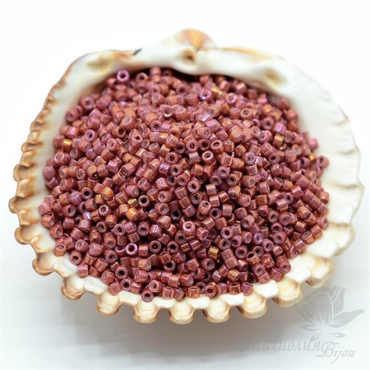Бисер Delica DB1016 Metallic Rhbarb Luster, 5 грамм