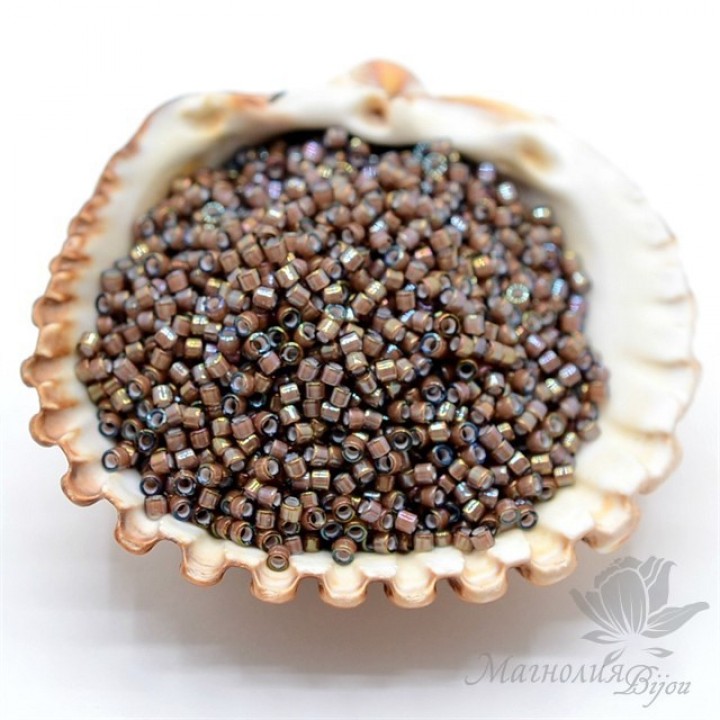 Бисер Delica DB1790 White Lined Sable Brown AB, 5 грамм