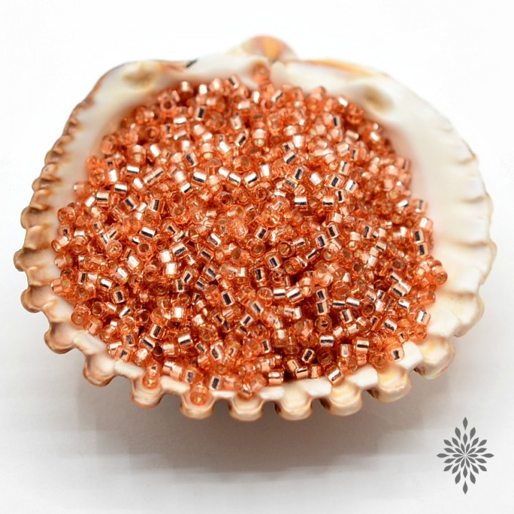 Бисер Delica DB2151 Silver Line Duracoat Rose Copper, 5 грамм