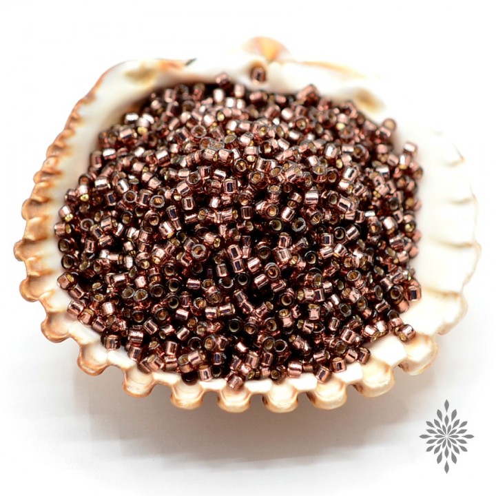 Бисер Delica DB2170 Silver Line Duracoat Raisin, 5 грамм