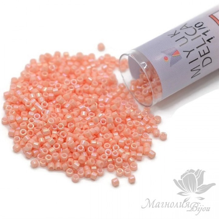Бисер Delica DB207-TB Opaque Peach Luster, туба 7.2 грамма