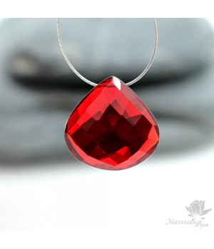 Красный КВАРЦ тонированный лабораторный, граненый бриолет  18 : 18мм