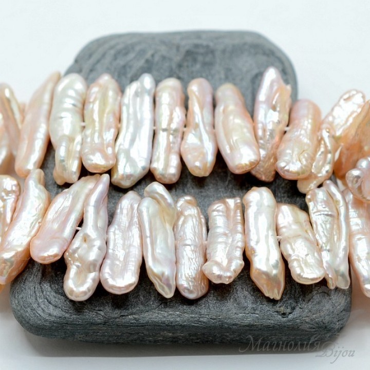 ЖЕМЧУГ Бива розовый 20~25мм, 1/2 нити