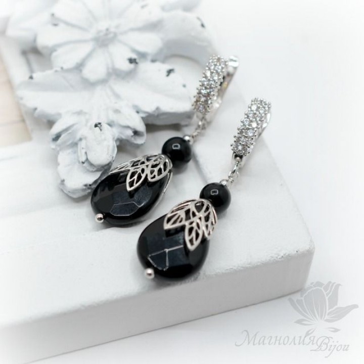 СЕРЬГИ с чёрным ониксом и агатом, родиевое покрытие