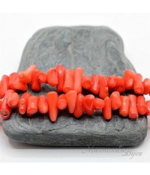 Натуральный КОРАЛЛ, бусины-иголки 4 : 11мм, нить 20см