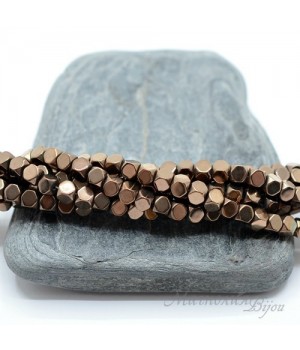 Гематит 4мм граненый квадрат с титановым покрытием бронза, 20 штук